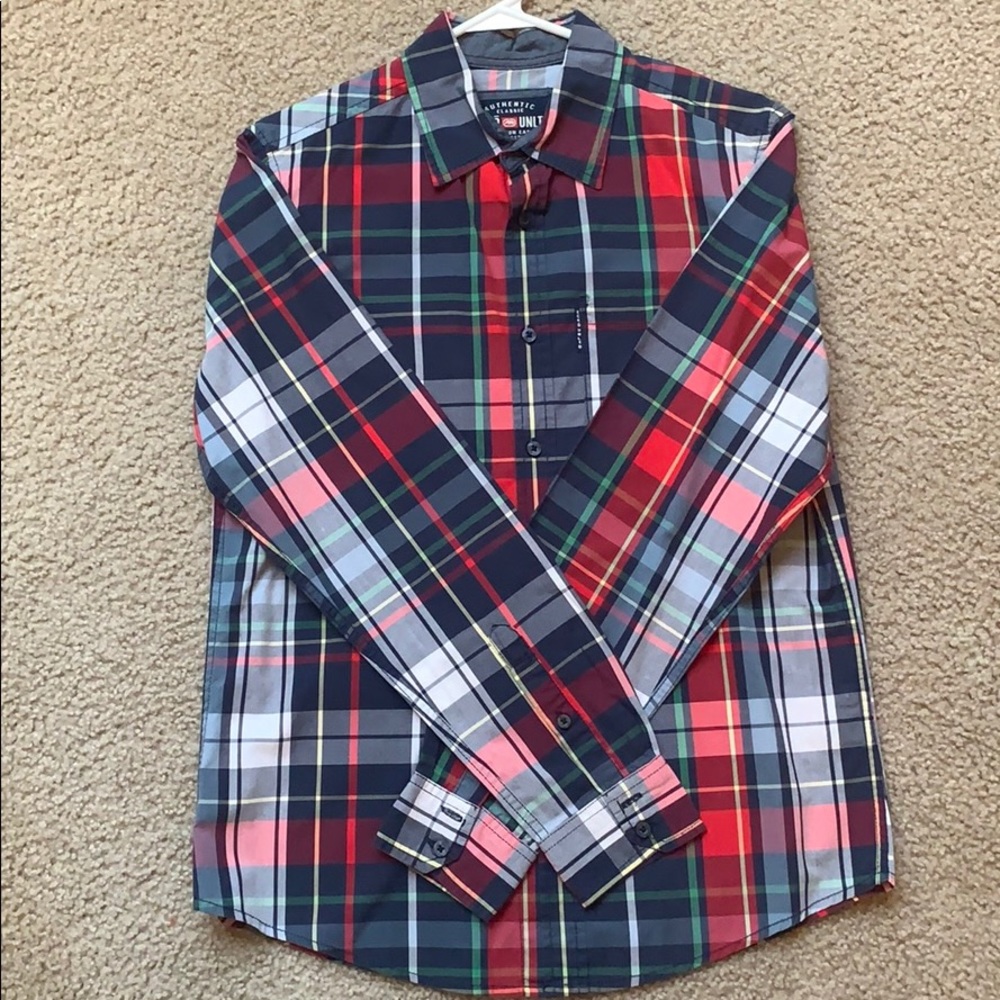Men’s long sleeve button down shirt